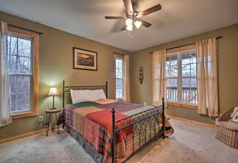 Sevierville Cabin W/ Lake Views & Wraparound Porch