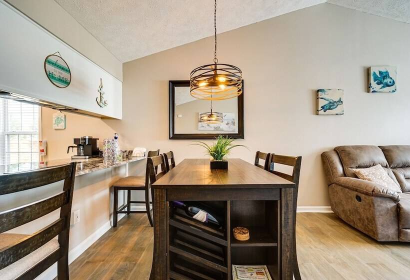 Wilmington Home ~ 7 Mi To Wrightsville Beach!