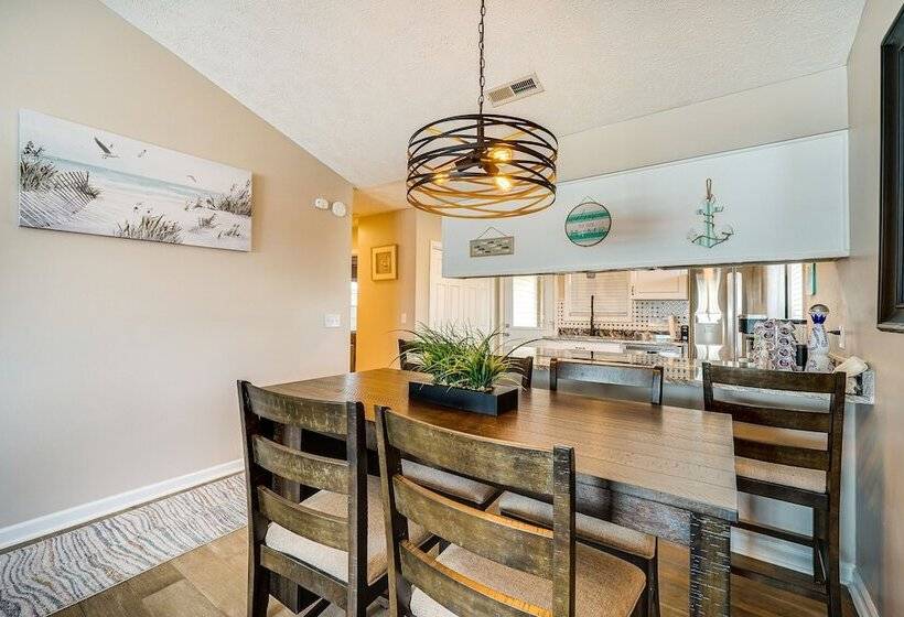 Wilmington Home ~ 7 Mi To Wrightsville Beach!