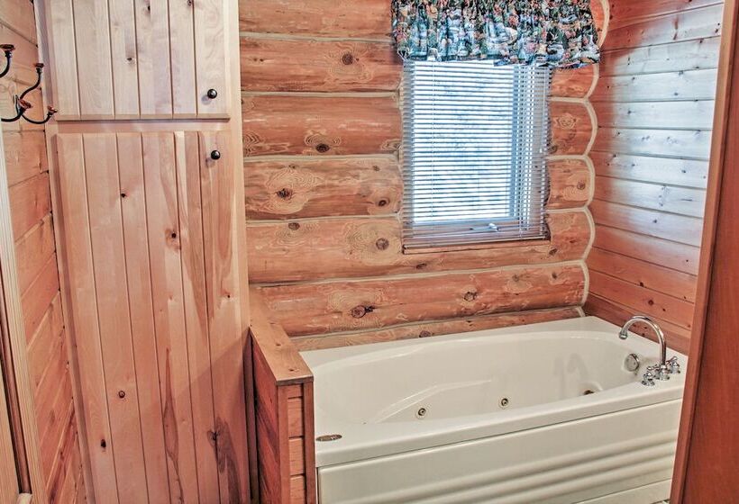 Wonderful Home On Sand Lake W/ Expansive Porch!
