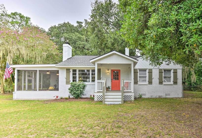 Beaufort Home W/porch, 4 Mi. From Downtown!
