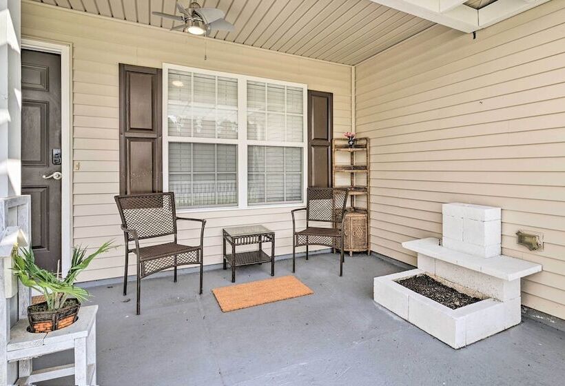 Pet Friendly Home W/ Fire Pit In Myrtle Beach