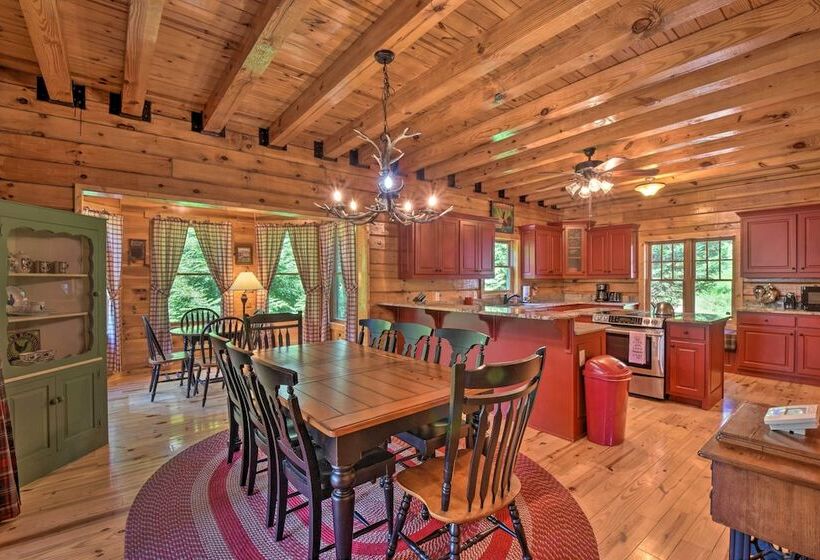 Charming Lake Hartwell Retreat W/ Gas Grill