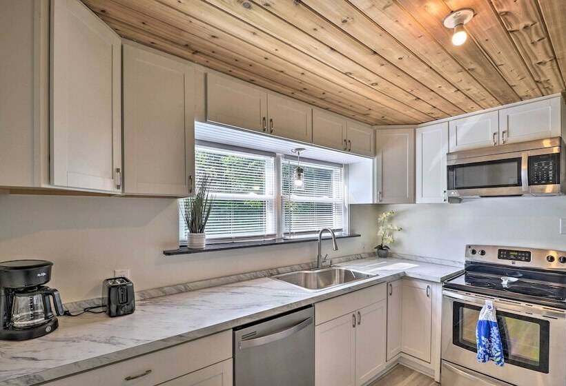 Daytona Beach Escape W/ Studio < 3 Mi To Beach!