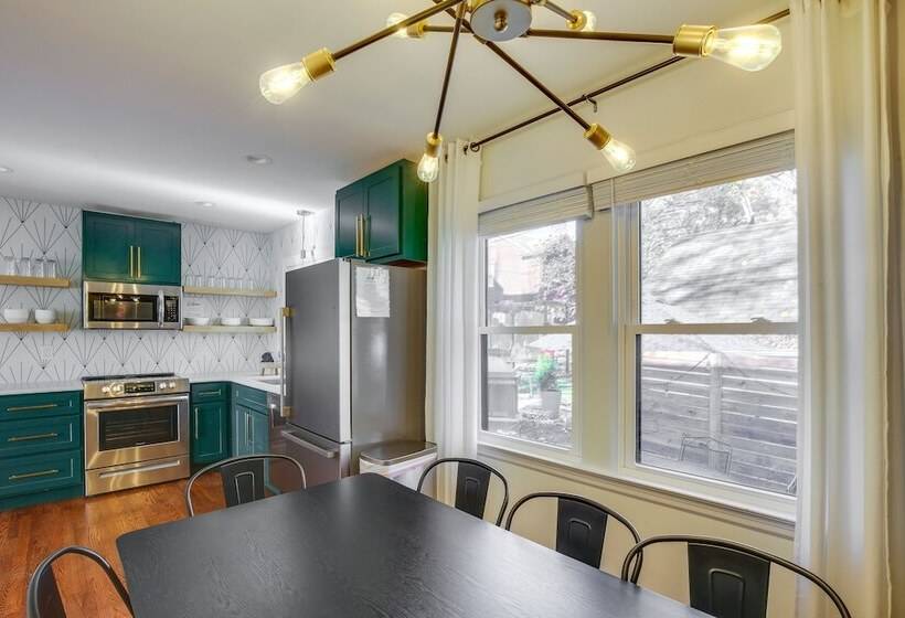 Dreamy St Charles Retreat W/ Furnished Patio!