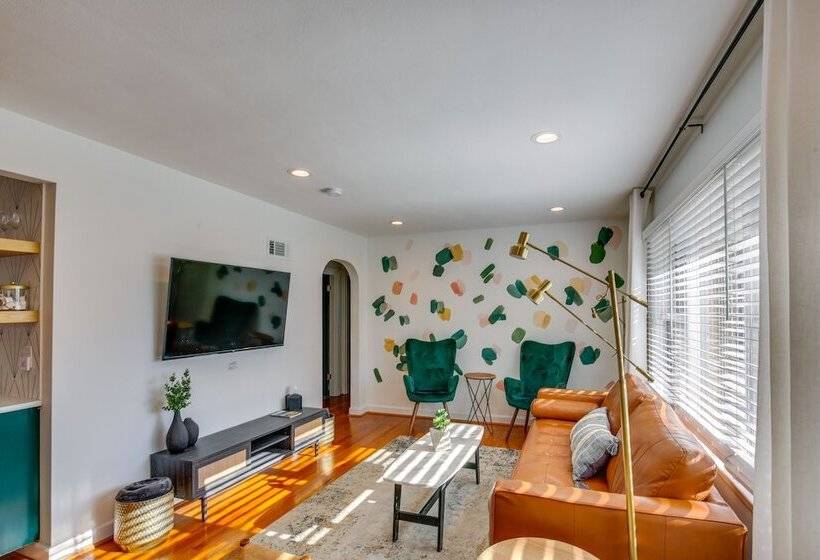 Dreamy St Charles Retreat W/ Furnished Patio!