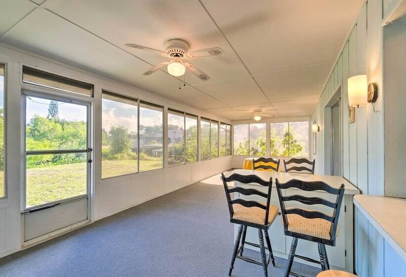 Englewood Home On Canal: Boat To Lemon Bay!