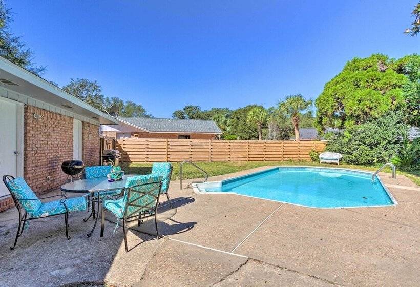 Family Home W/ Private Pool & Fenced Yard!