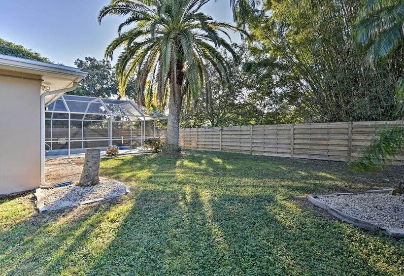 Florida Home 3 Mi To Siesta Key, Walk To Gulf Gate