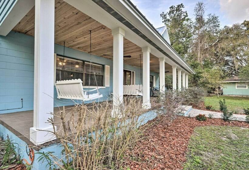 Gorgeous Waldo Home W/ Dock On Santa Fe Lake!