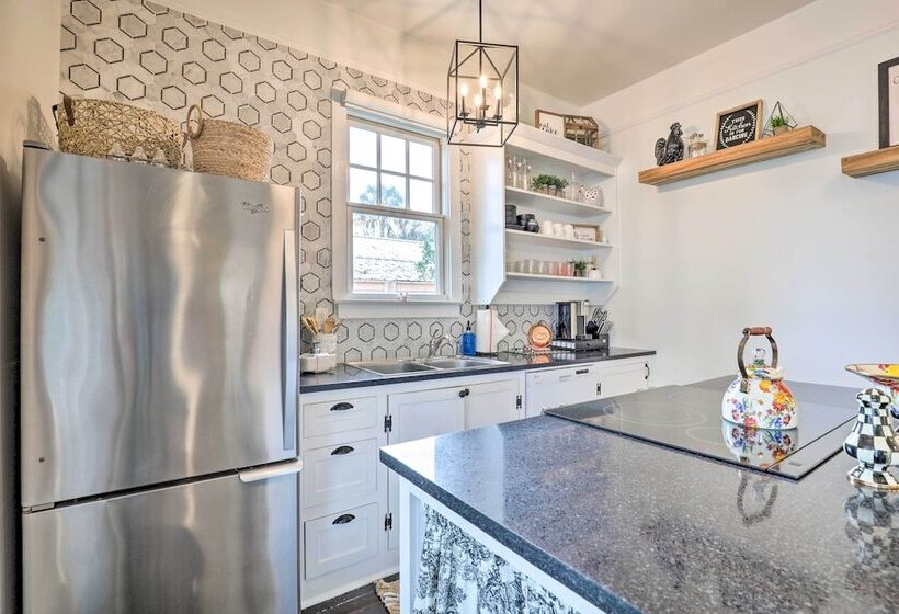 Historic 1900 Cottage In Downtown St Augustine!