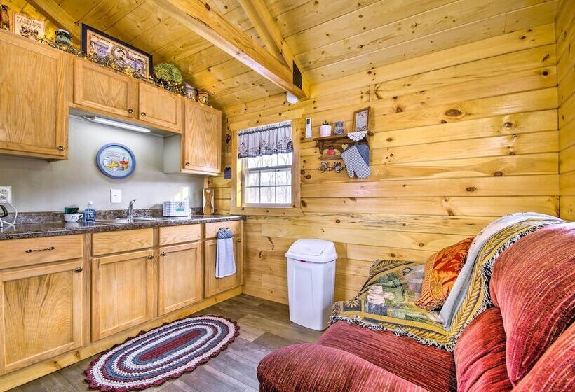 Creek Views & Grill: Idyllic Florence Cabin