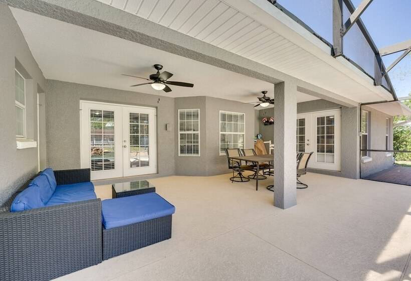 Inviting Home W/ Lanai & Pool In Kissimmee!