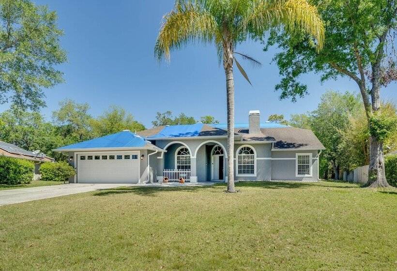 Inviting Home W/ Lanai & Pool In Kissimmee!