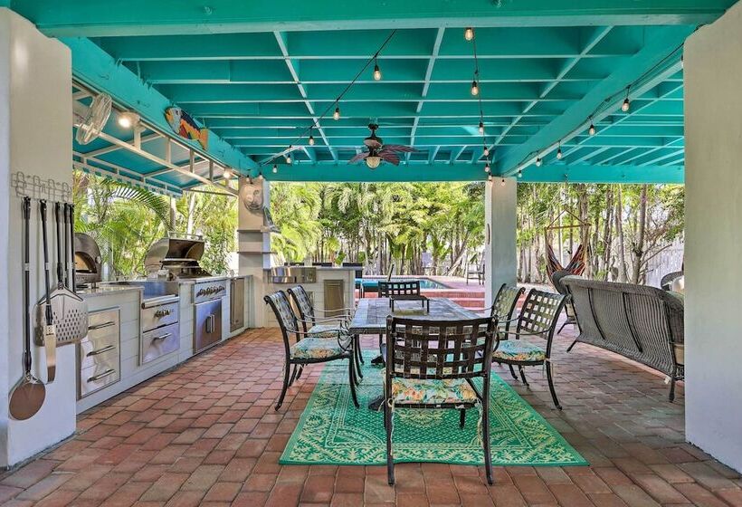 Key Largo Paradise W/ Heated Pool & Hot Tub!