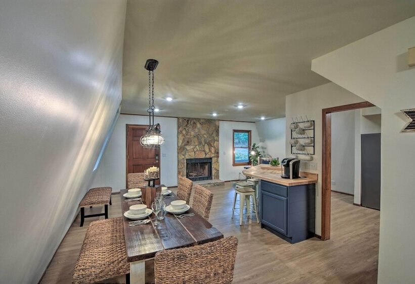Lake Hartwell Home W/ Dock < 10 Miles To Clemson!