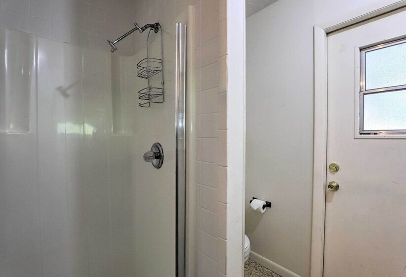 Lakefront Babson Park Escape: Pet Friendly!