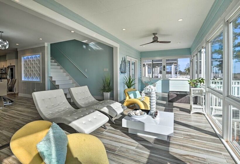 Luxurious Waterfront Home W/ Private Pier & Views!
