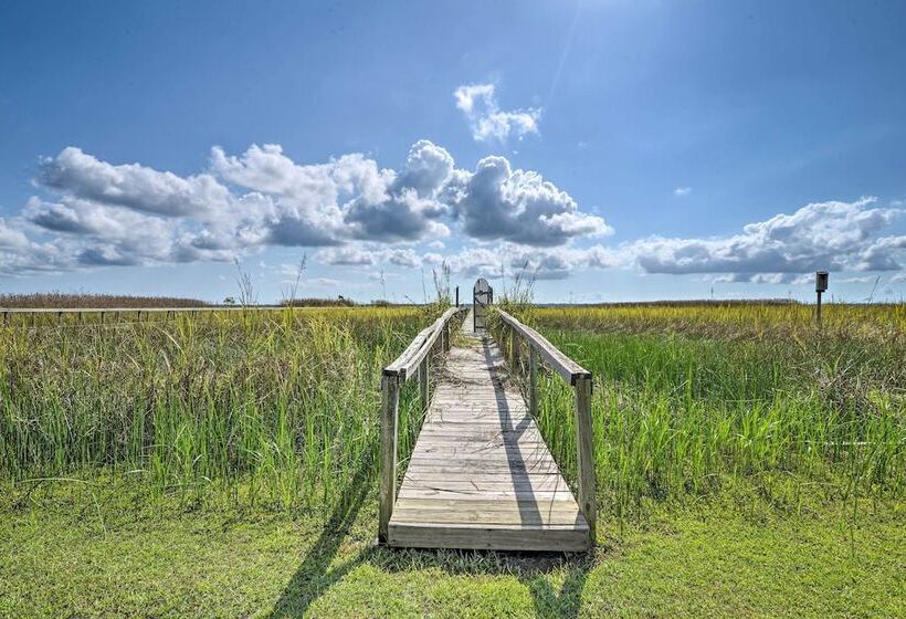 Luxurious Waterfront Home W/ Private Pier & Views!