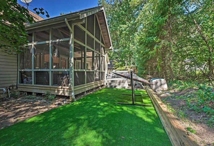 Luxury Family Home W/ Deck, Swim Spa & Grill!