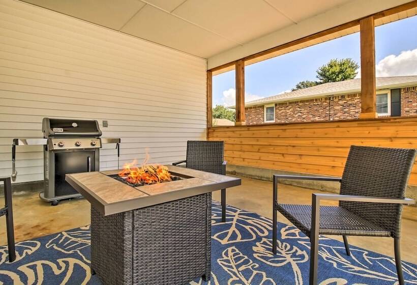 Modern Abode W/ Patio ~ 1 Mi To Stockton Lake!