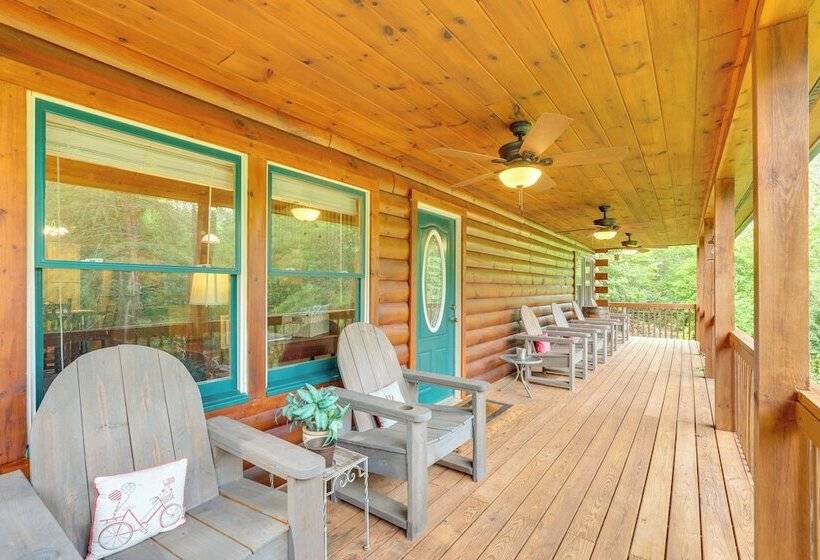 Moonshine Manor  Cabin W/ Hot Tub, Near Lake Lure