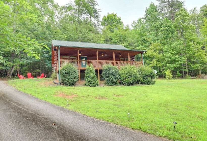 Moonshine Manor  Cabin W/ Hot Tub, Near Lake Lure
