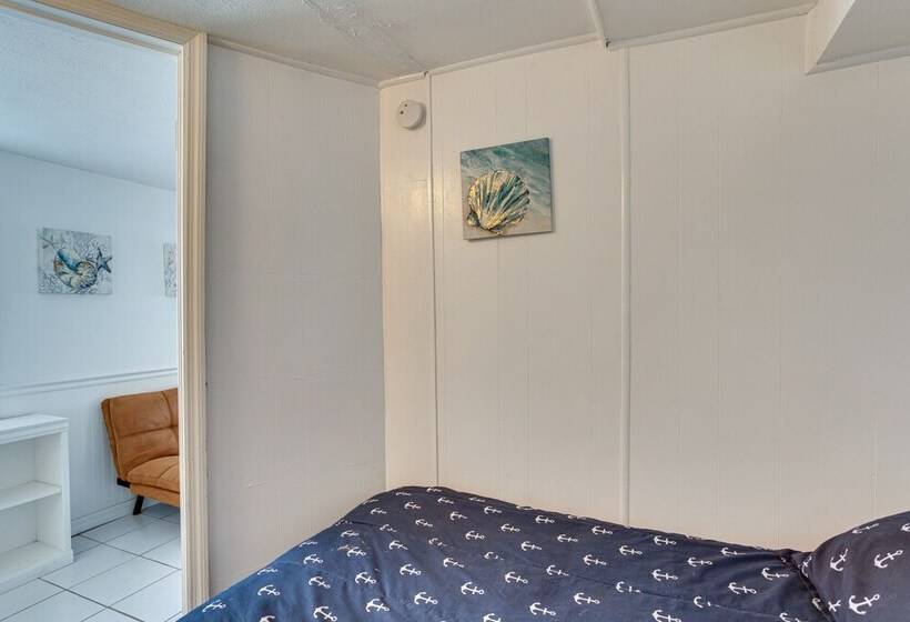 Nettles Island, Jensen Beach Home W/ Patio & Grill