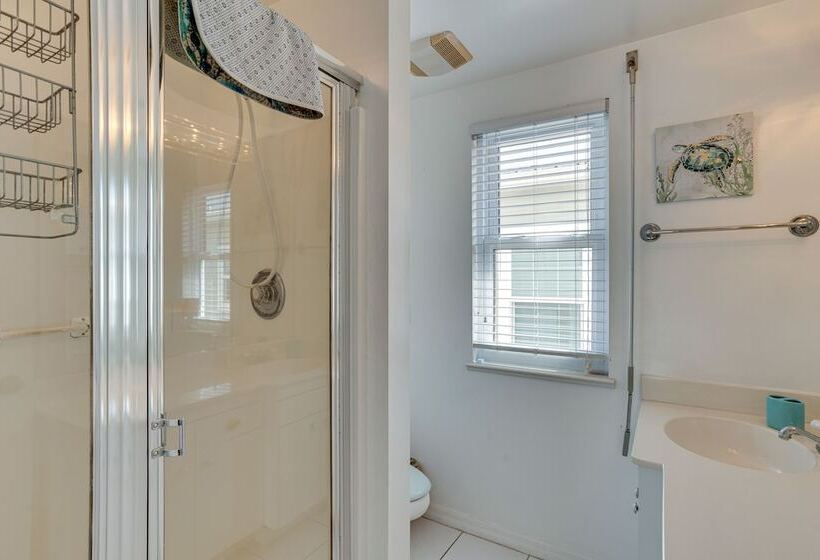 Nettles Island, Jensen Beach Home W/ Patio & Grill