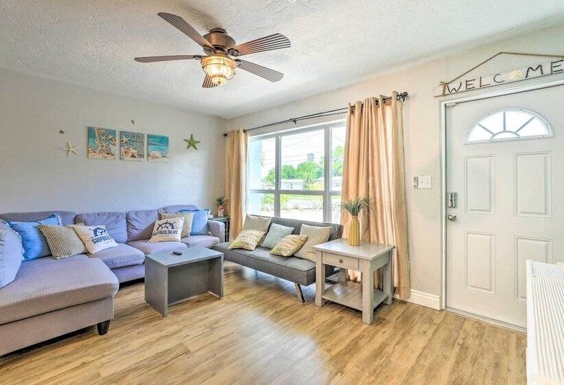 Ocean Breeze Oasis  W/ Boat Dock & Slip On Canal!