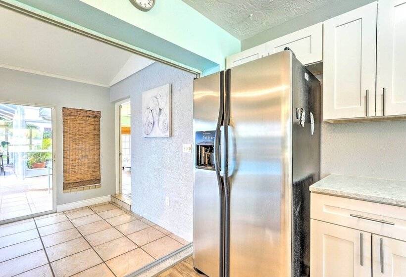 Ocean Breeze Oasis  W/ Boat Dock & Slip On Canal!