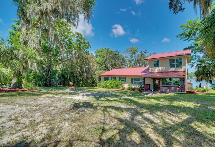 Ocklawaha Lake House W/ Private Hot Tub & Views!