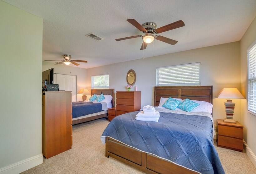 Ocklawaha Lake House W/ Private Hot Tub & Views!