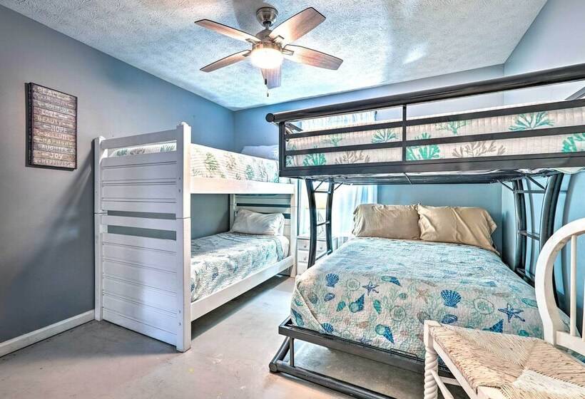 Pcb Duplex W/ Patio   Steps To Beach!