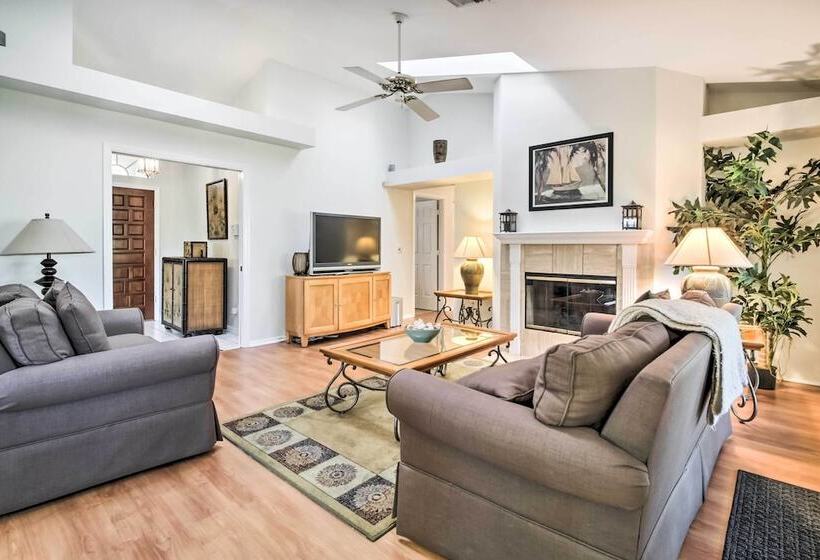 Pet Friendly Home In Vero Beach, 1 Mi To Beach!