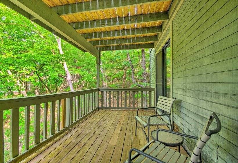 Margarita Resort Retreat In Osage Beach!