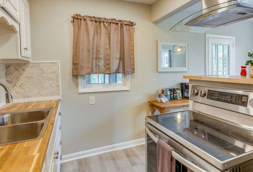 Pet Friendly Pensacola House Rental: 3 Mi To Beach