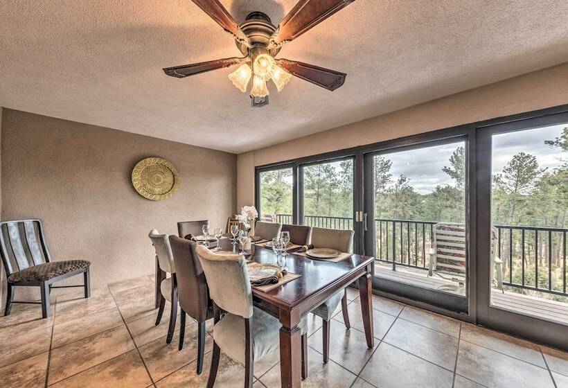 Casa Ruidoso Cabin: Hot Tub, Views & Pool Table!