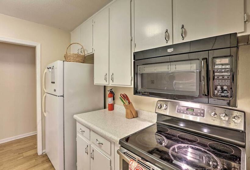 Quaint Tallahassee Home W/ Patio < 3 Mi To Fsu!