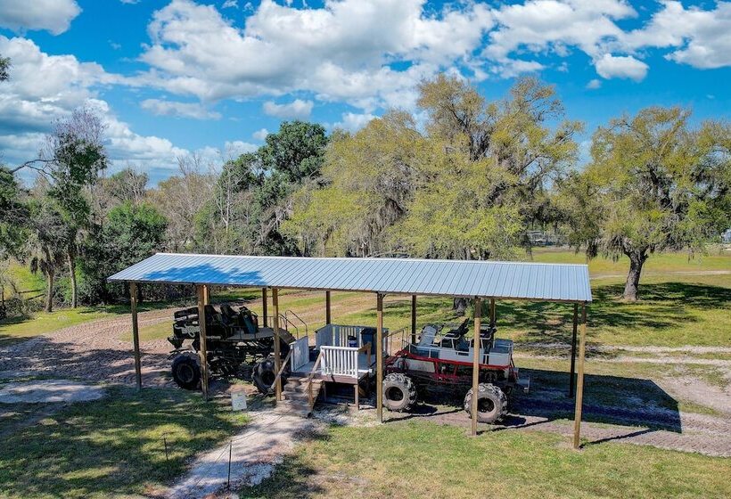 Spacious Arcadia Escape Near Public Boat Ramp