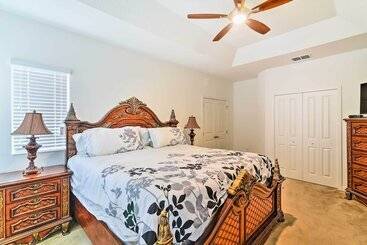 Home W/ Private Pool & Spa: 8 Mi To Disney