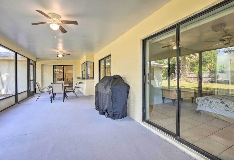 Stunning Retreat ~ 3 Miles To Pier!