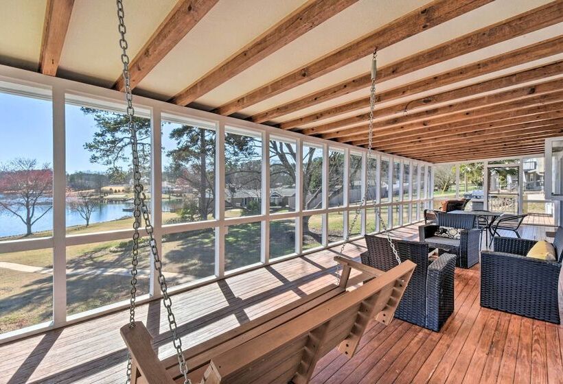 Stunning Seneca Home W/ Lake Keowee Access!