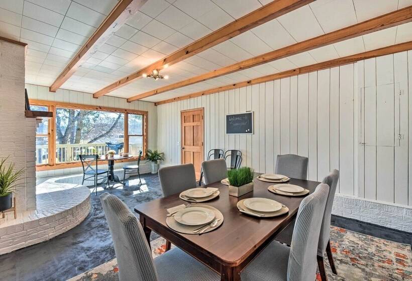 Stunning Seneca Home W/ Lake Keowee Access!