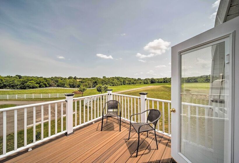 Updated Berger Cottage W/ Pool, On A Private Farm!