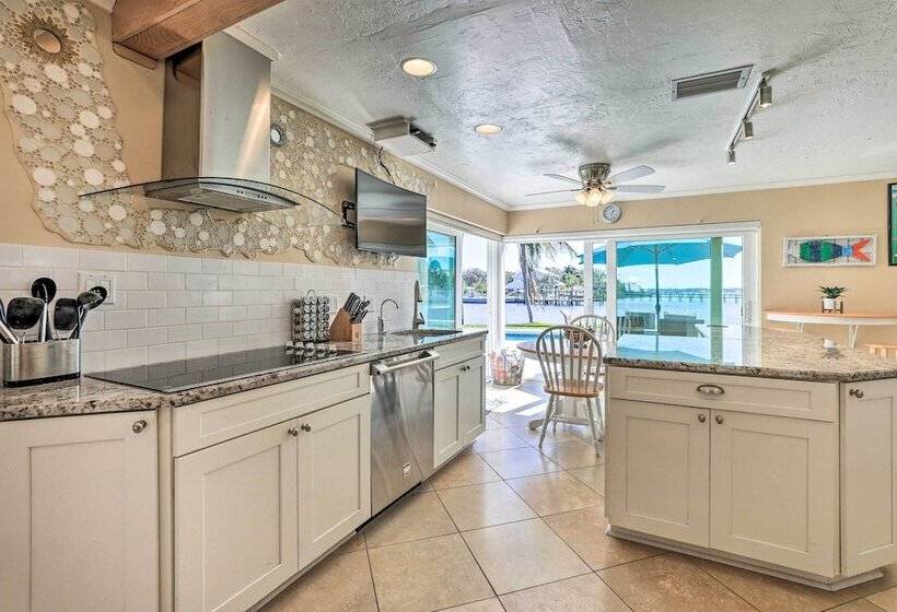 Waterfront Palmetto Home W/ Pool, Dock & Kayaks!