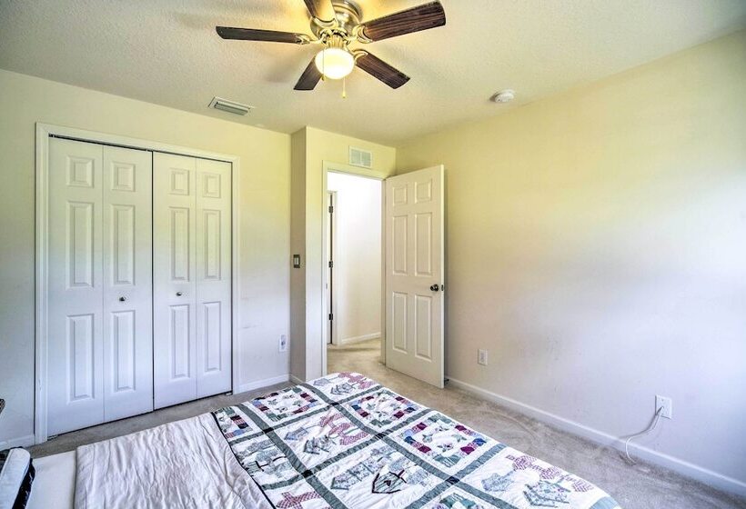 Banzai Palm Bay  Home Near Parks & Beaches!