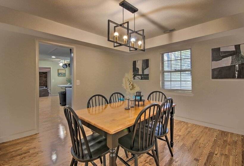 Beaver Lake Home ~ 8 Mi To Downtown Rogers!