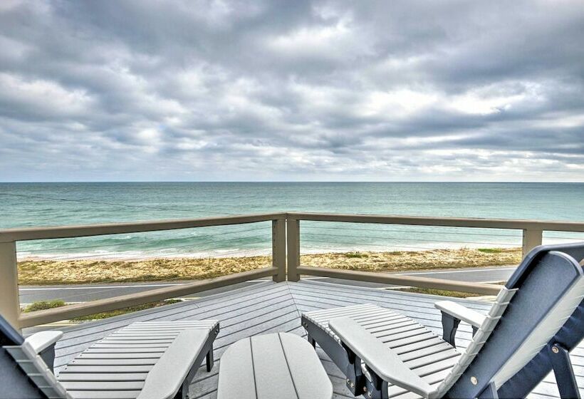 Chic Home: Ocean Views, Hot Tub & Game Room!