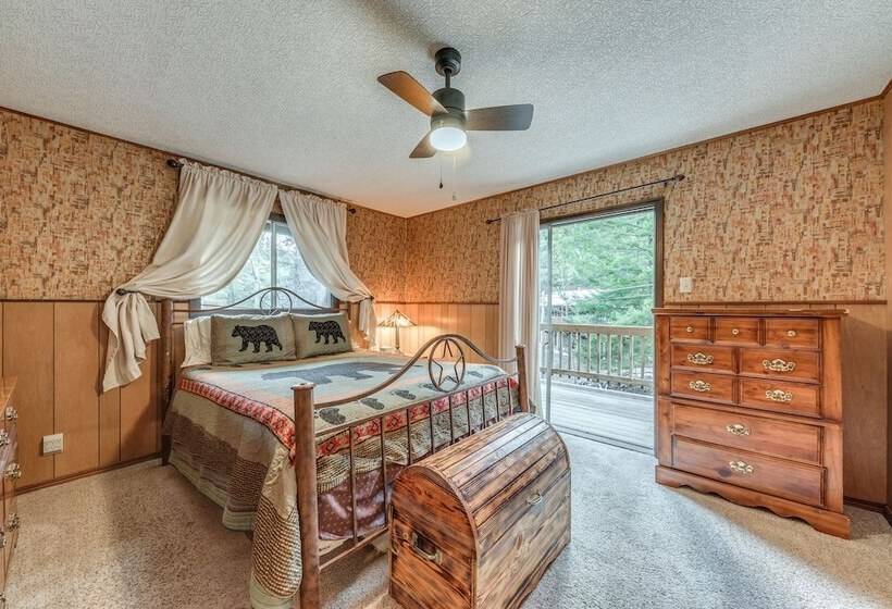 Cloudcroft Cabin Vacation Rental: 3 Mi To Skiing!